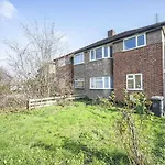 Pass The Keys Modern Beckenham Apartment Fast London Train Links